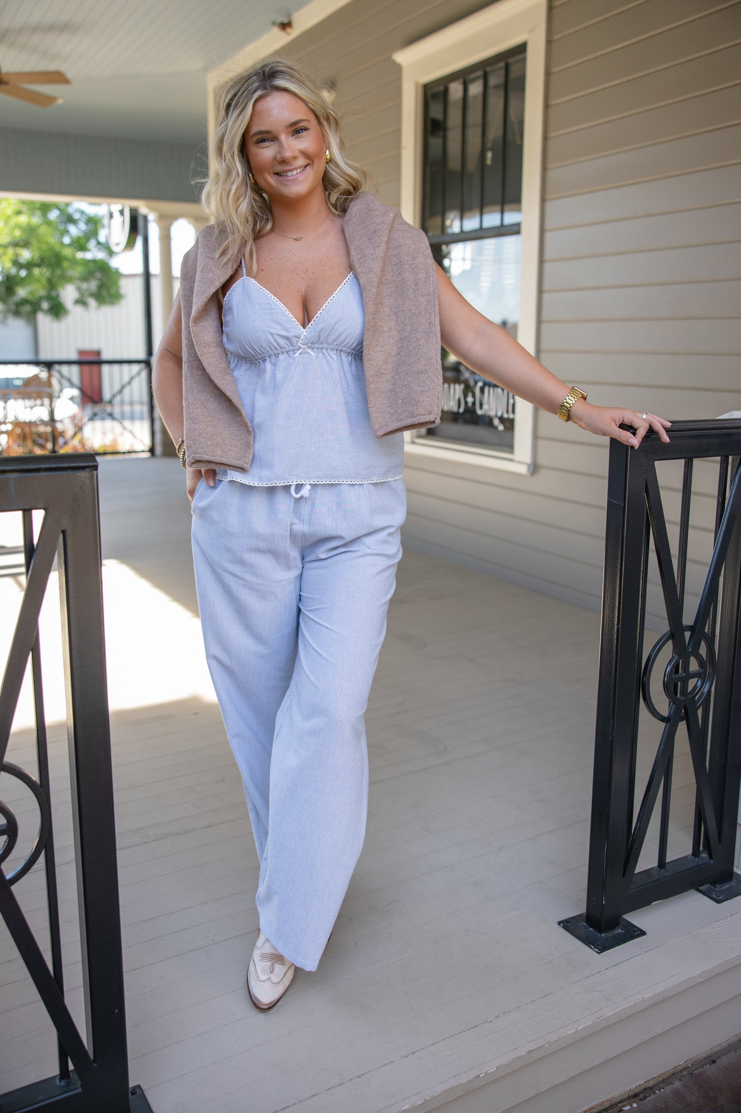 Chelsie Set