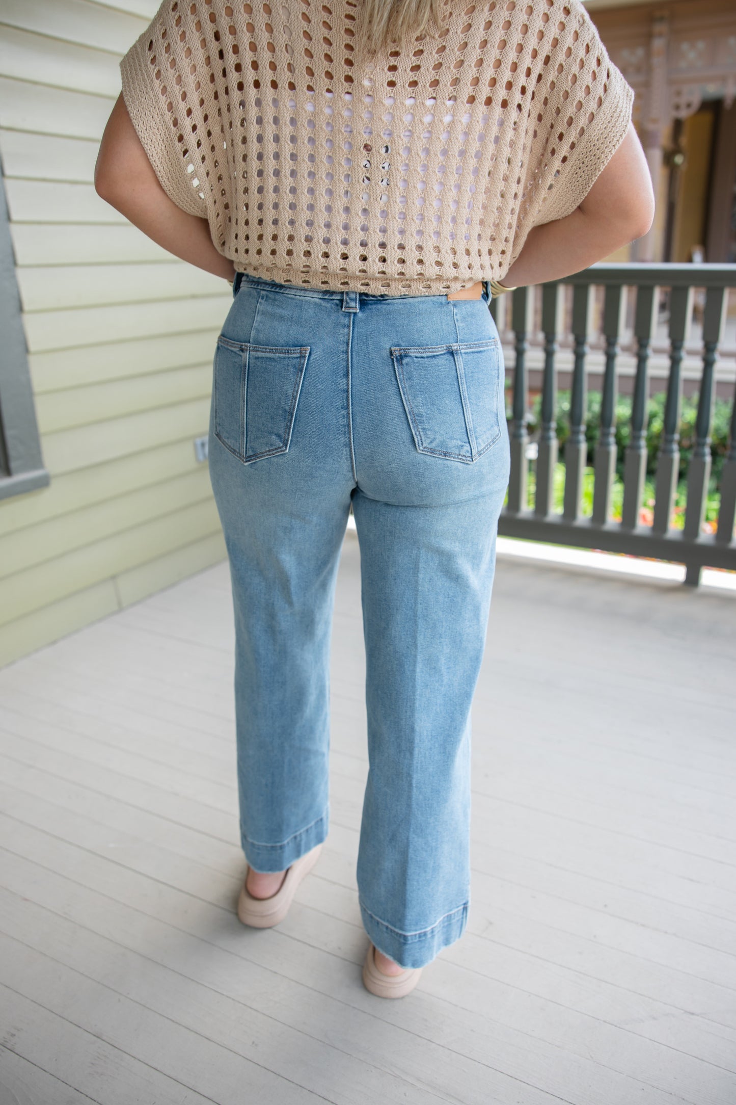 Vintage Flow Holly Jean
