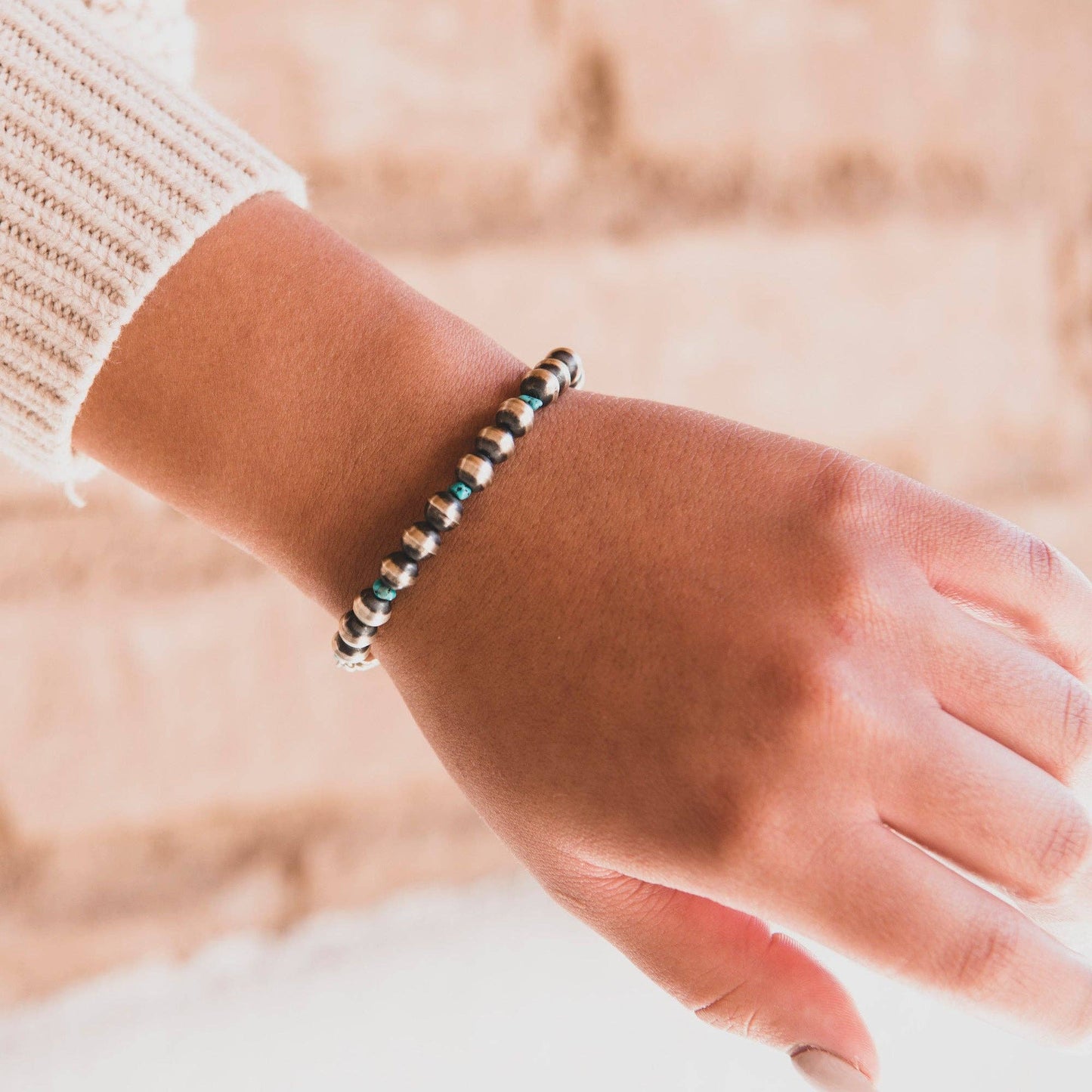 Turquoise Grand Pearls Bracelet (7mm)