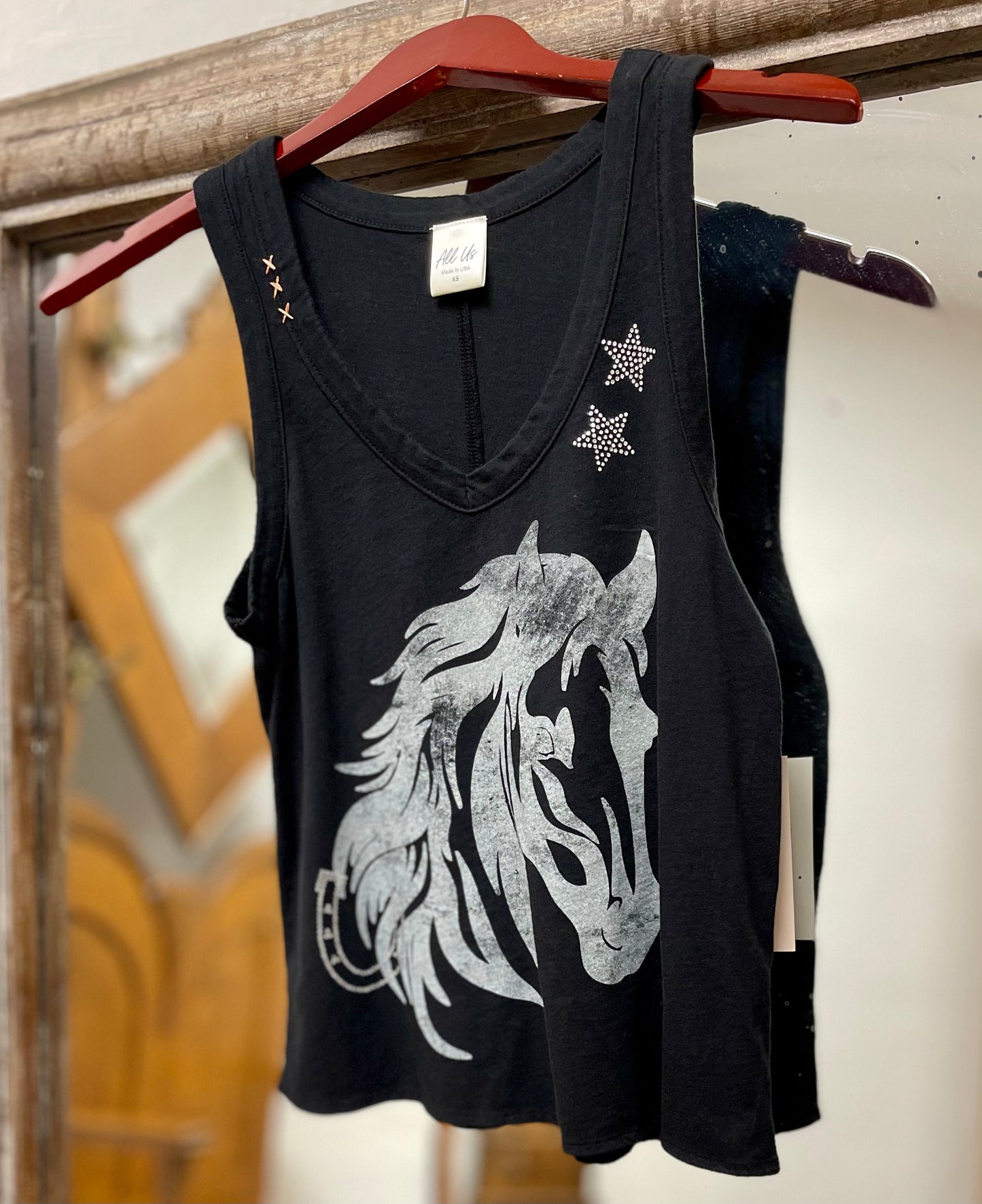 Mane Swing Tank