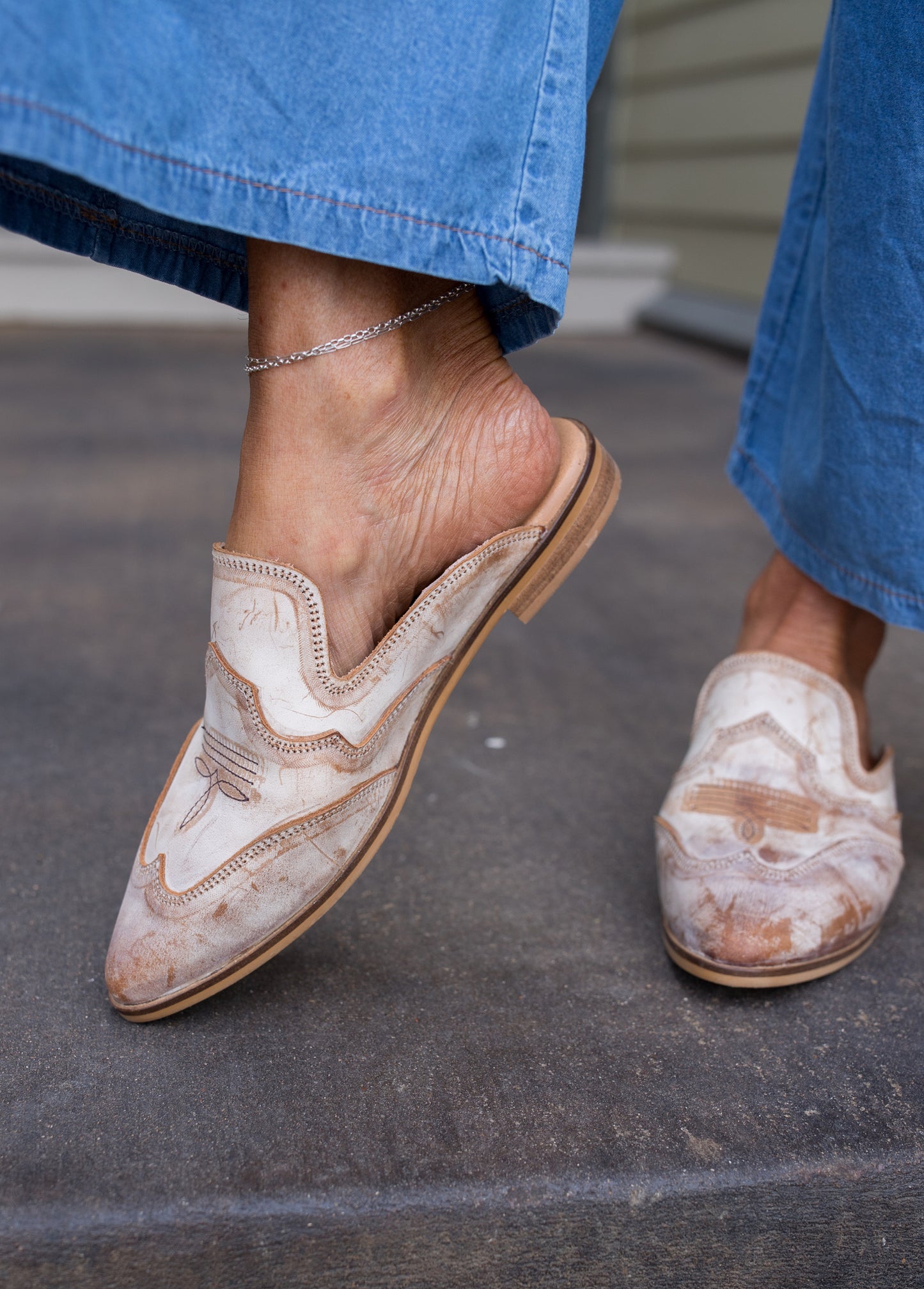 Adaire Classica Western Mule