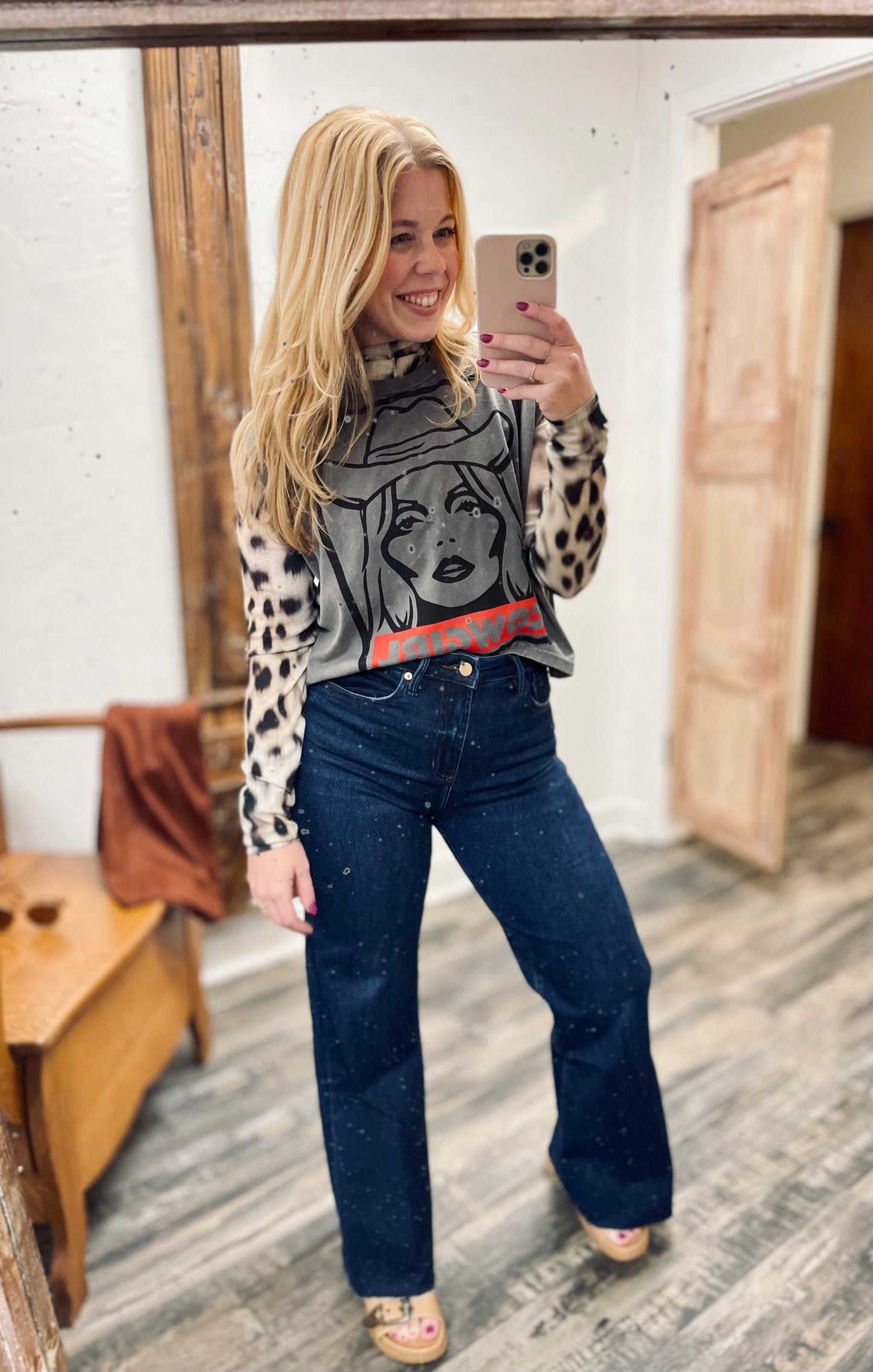 Contour Cowgirl Tee