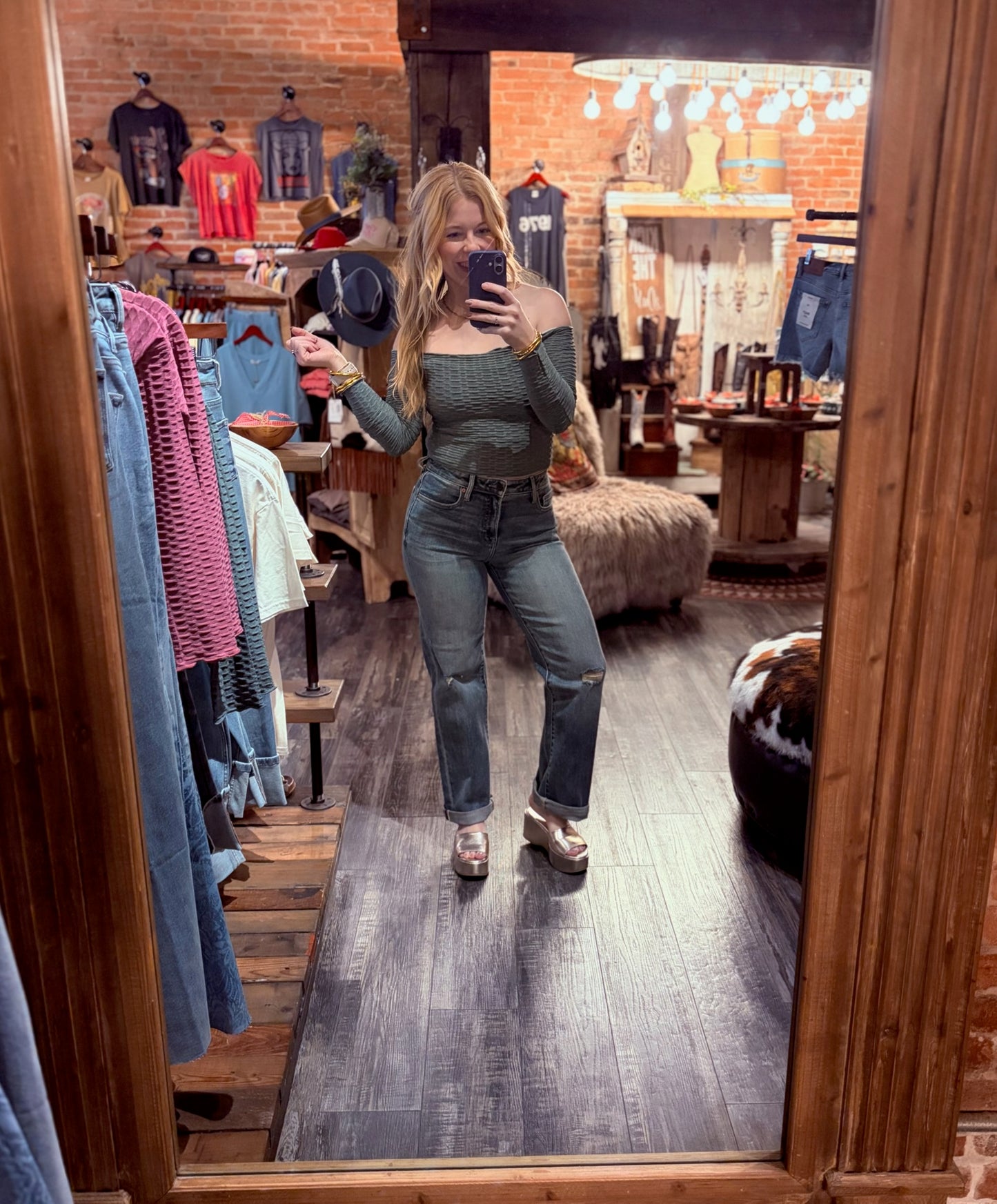 Wide Stretch Crop Top