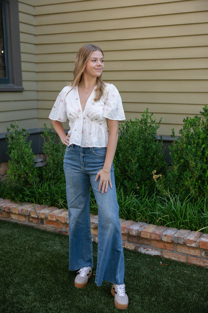 Rosebud Top