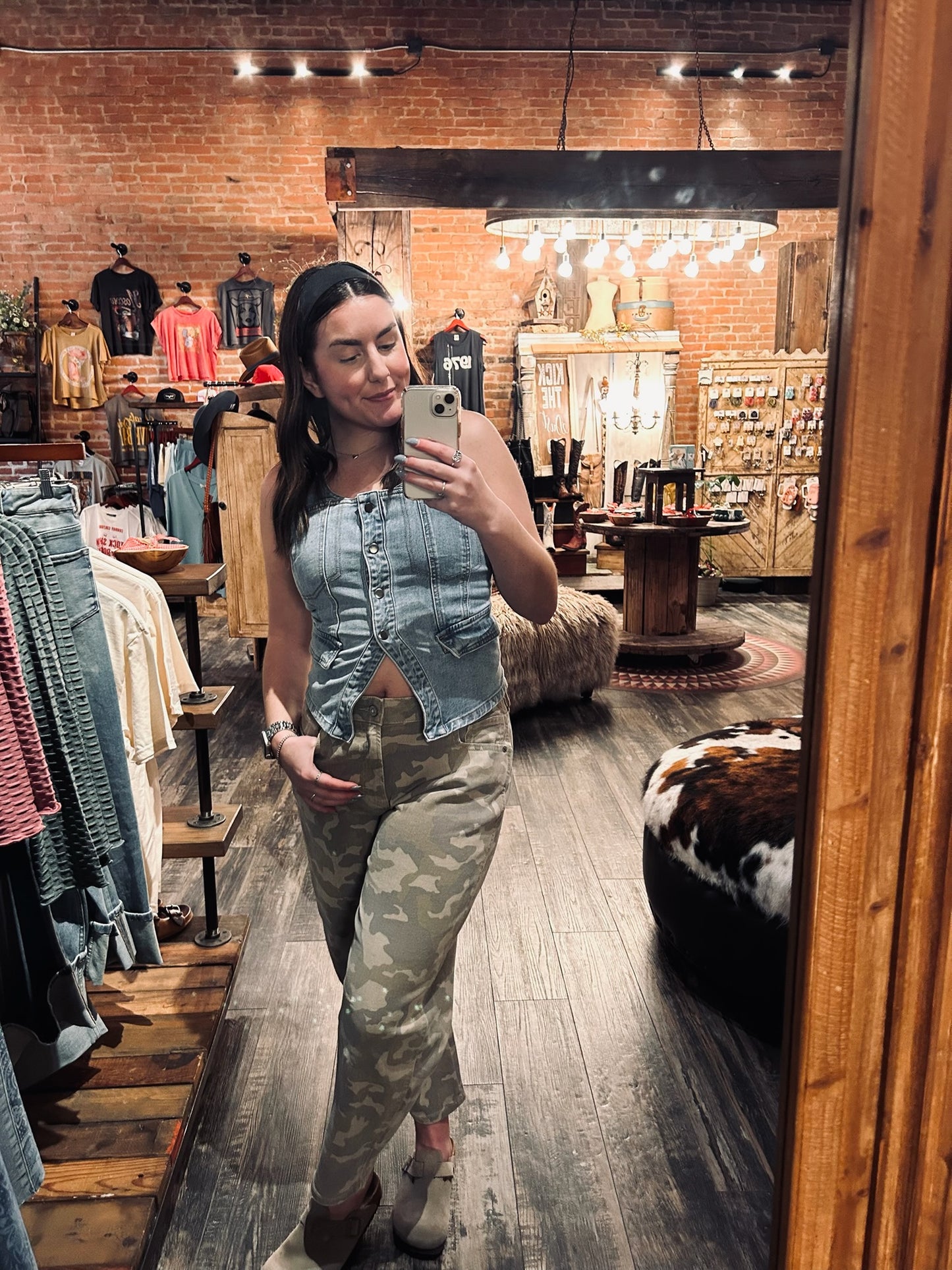 Can't See Me Barrel Jeans