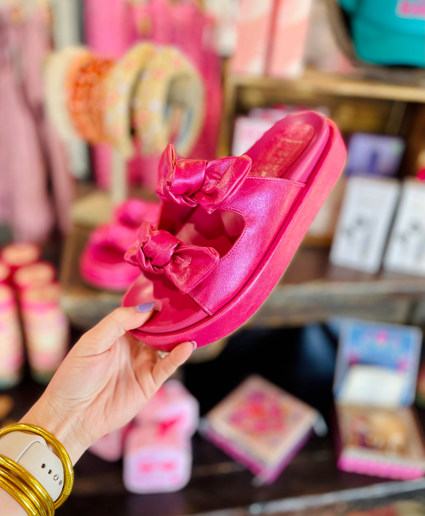 Kiki Sandal in Fuchsia