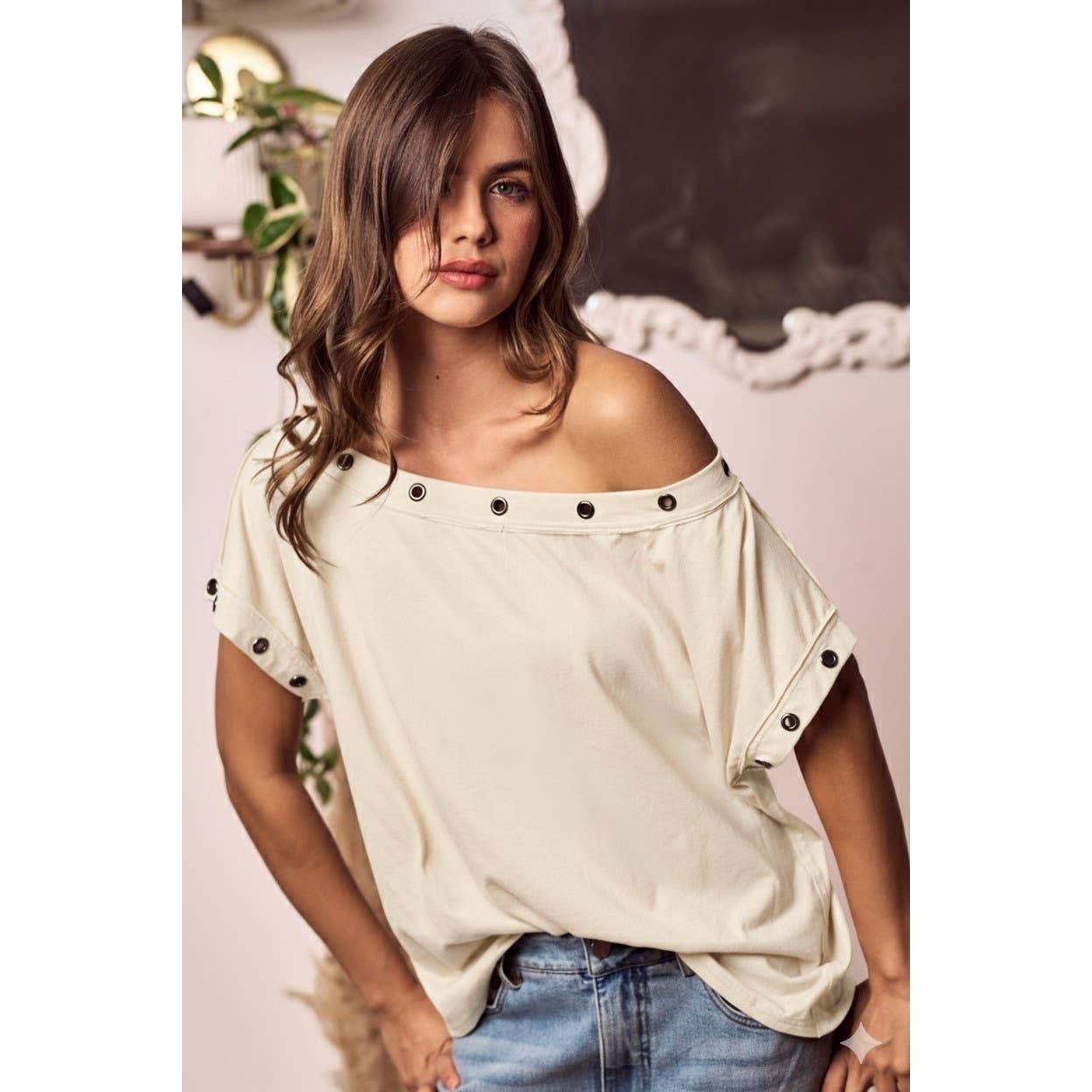 Auralis Metal Trim Top