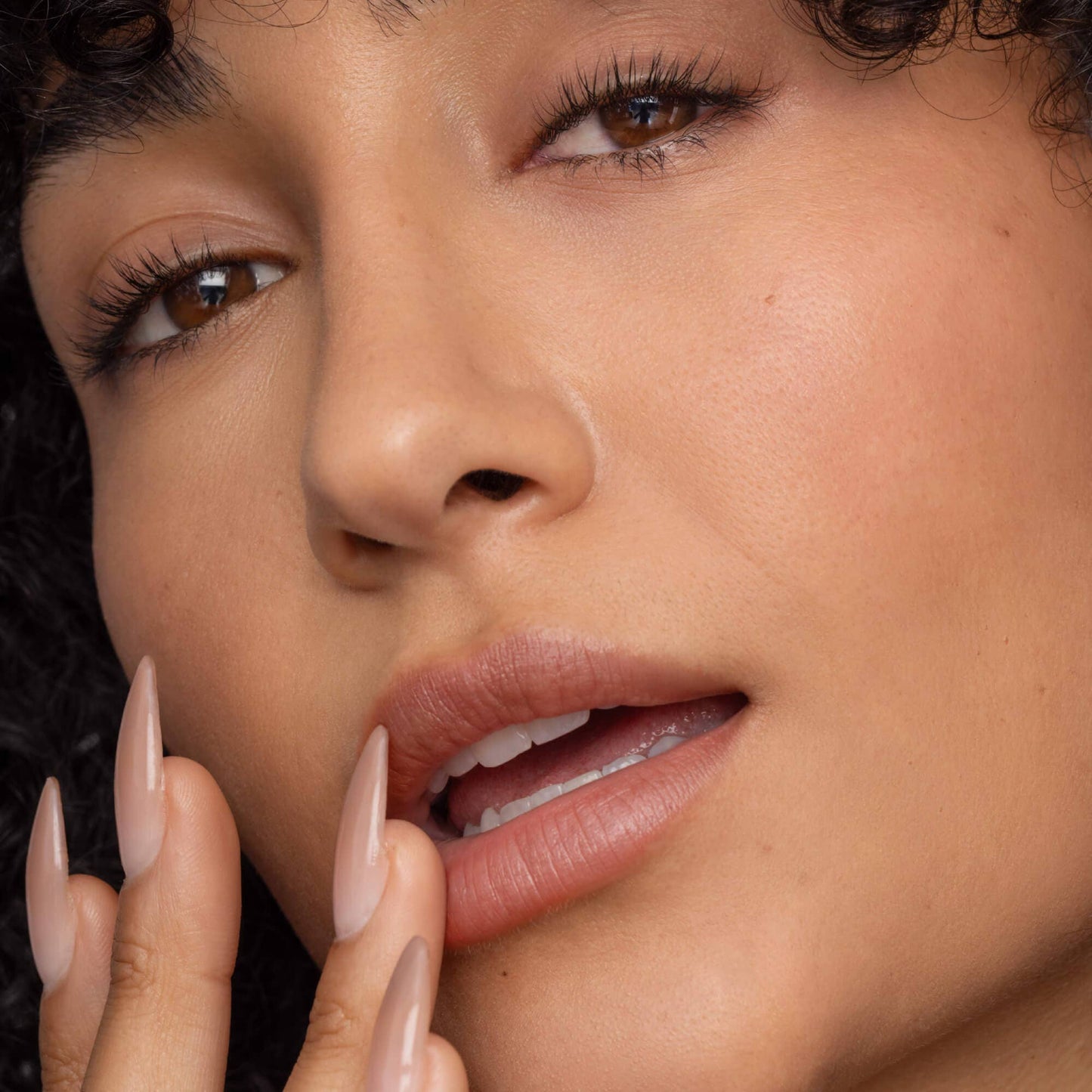 Poppy & Pout Lip Tint, Roxie