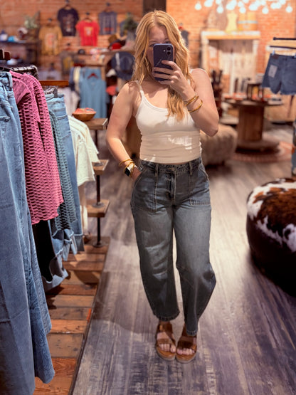 Sammie Barrel Jeans