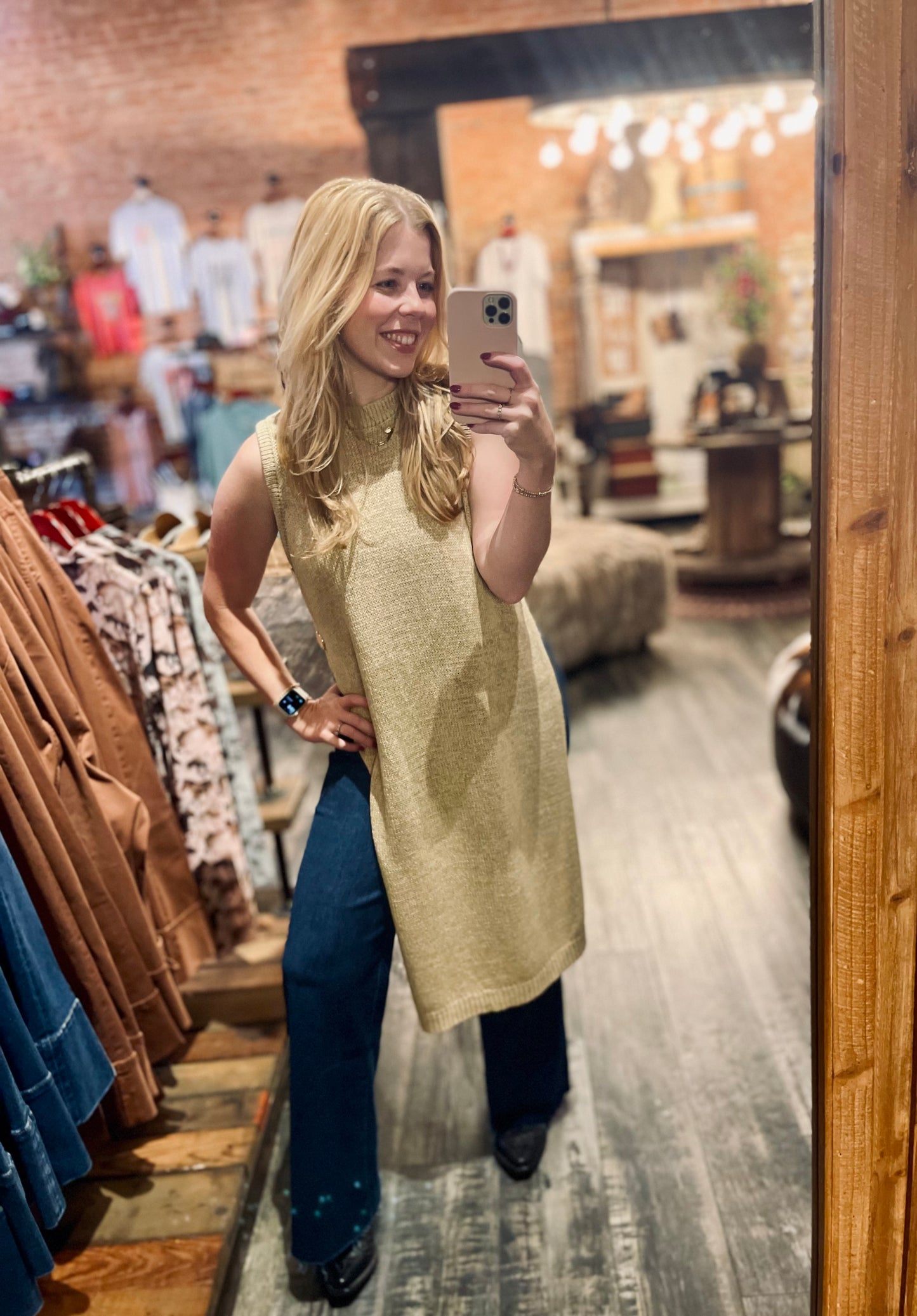 Side Split Sweater in Honey