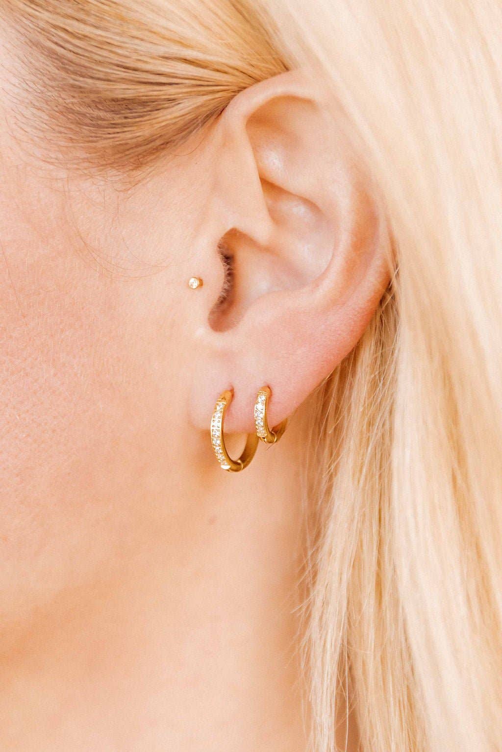 Huggie Earrings - Scarlett Hoop Gold 12mm