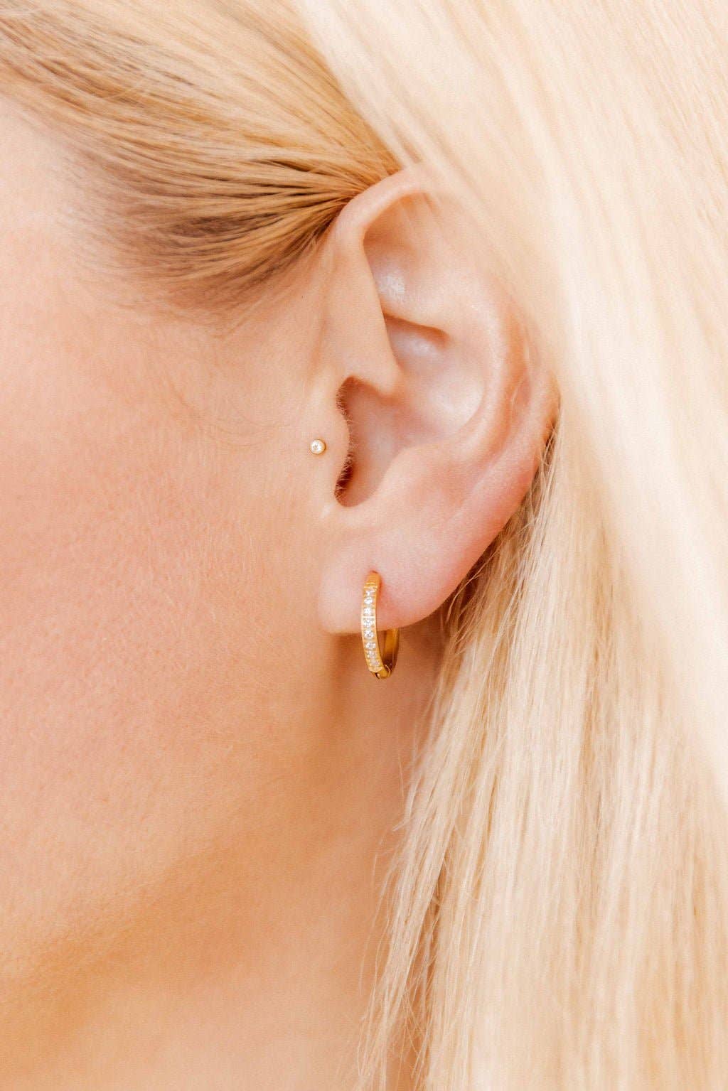 Huggie Earrings - Scarlett Hoop Gold 12mm