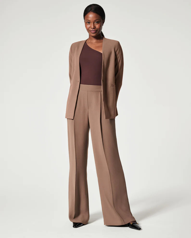 SPANX Carefree Crepe Pleated Trouser