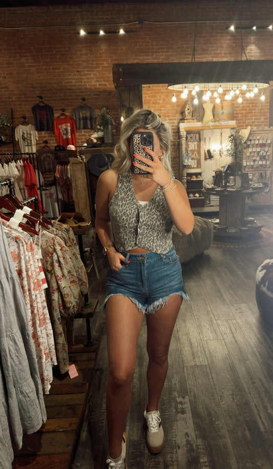 Sofie Fray High Rise Short